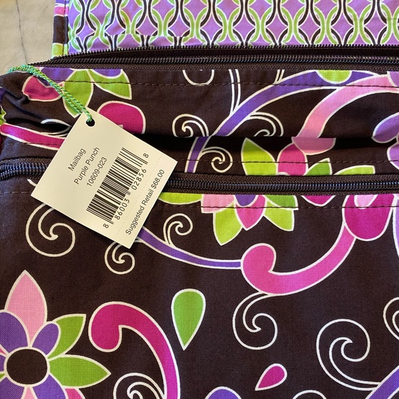 NWT Vera Bradley Mailbag - Picture 7 of 7